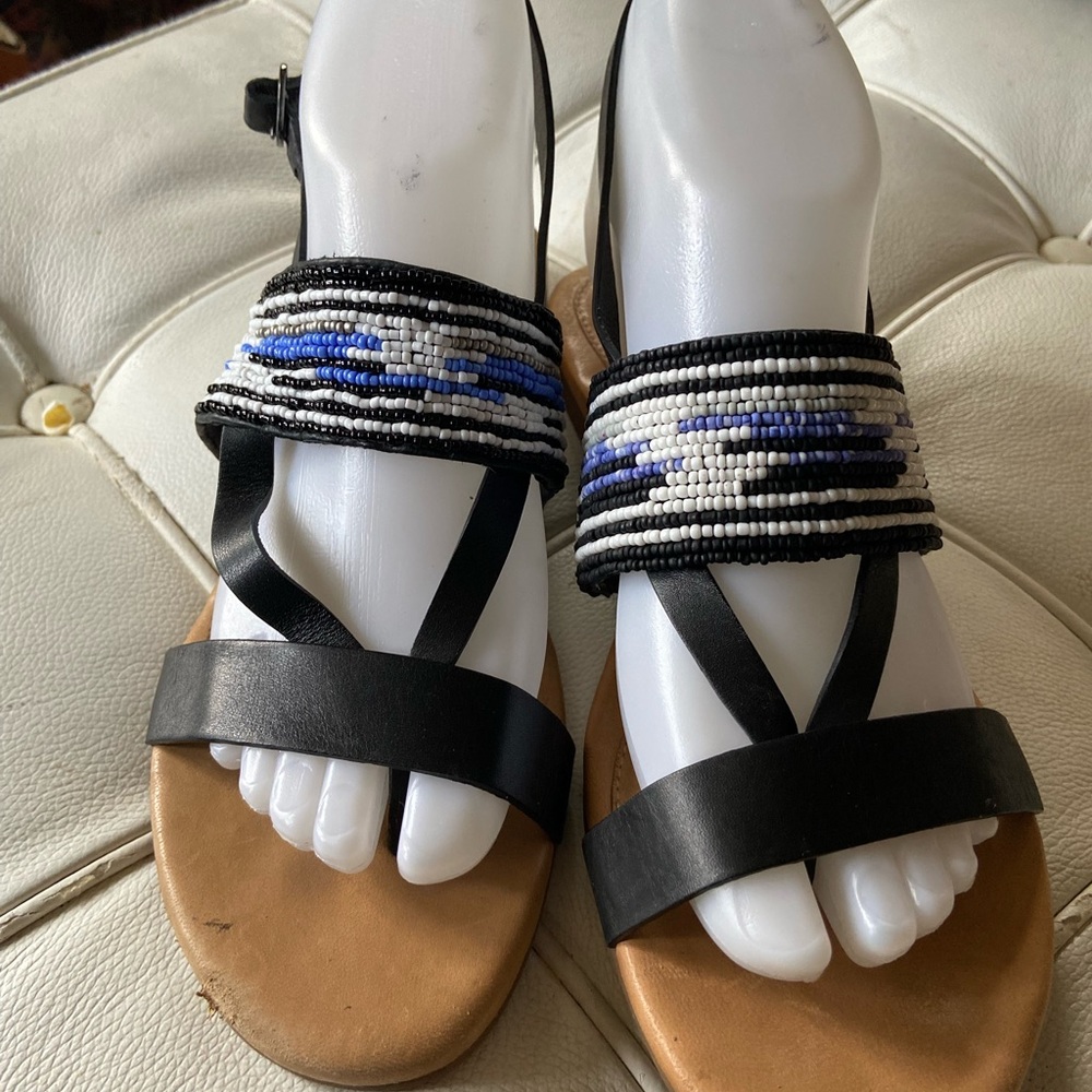 Ugg sandals beaded details sz 8 black leather